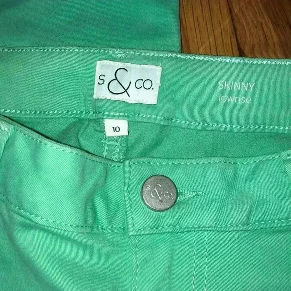 S&Co. Macy’s Skinny low rise mint green jeans 10 - Picture 5 of 5